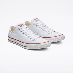 Men’s White Converse Chuck Taylor All Star Low Sneaker; Size 10